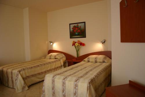Hotel Focus Várna Szoba fotó