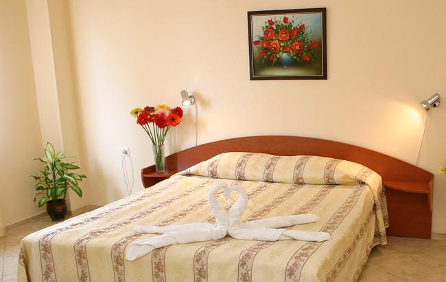 Hotel Focus Várna Kültér fotó
