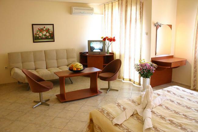 Hotel Focus Várna Kültér fotó